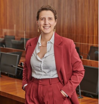 Isabella de Assis Godoy